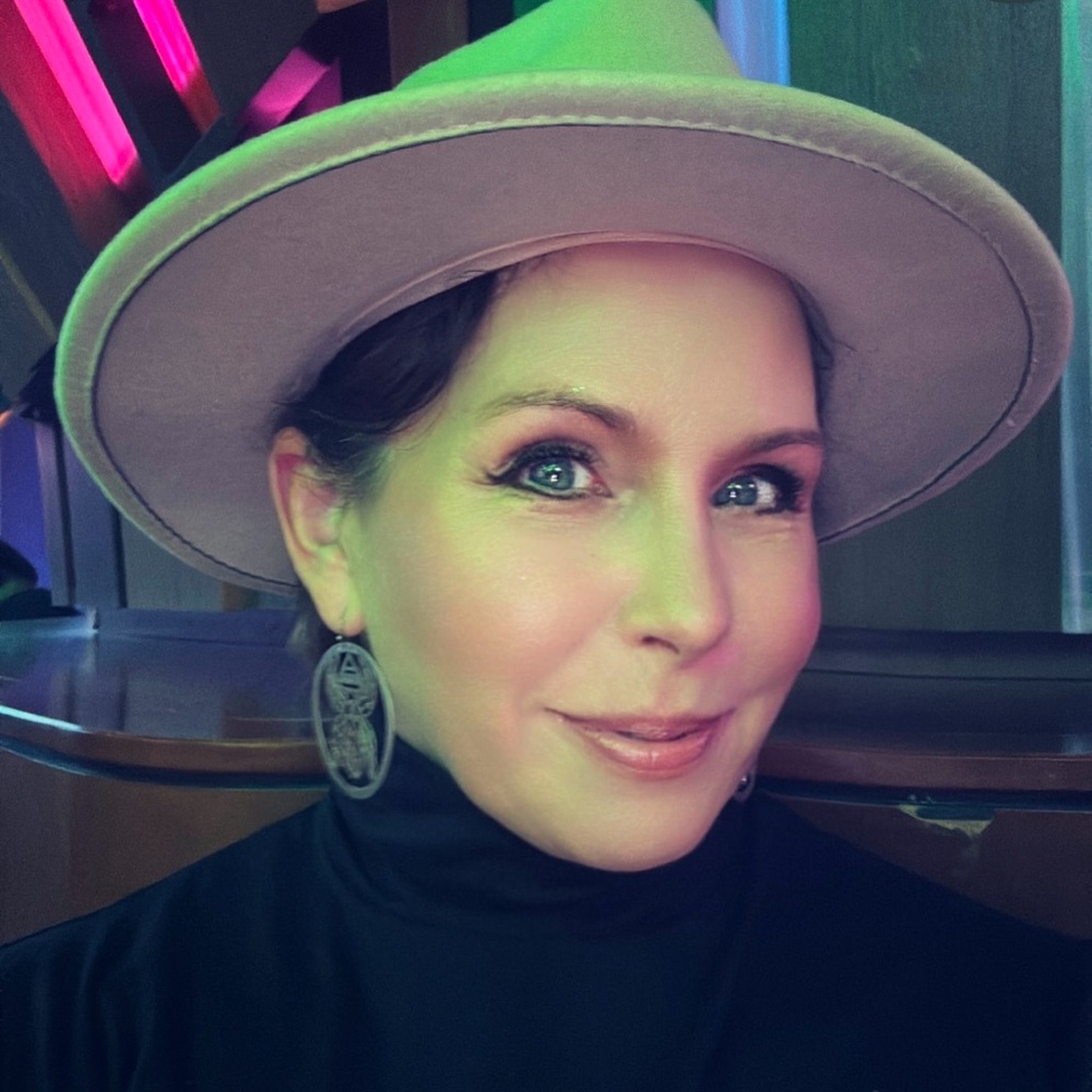 Meet your Posher, Kim